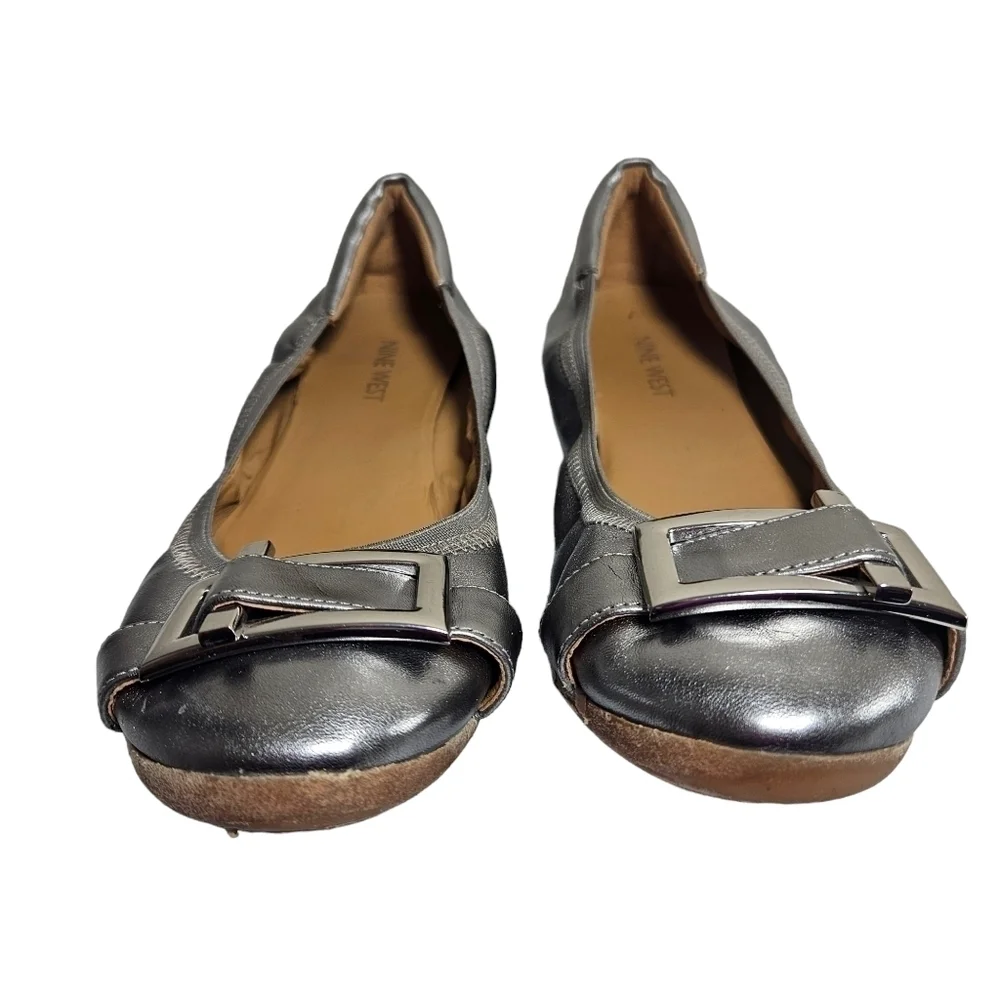 Nine West Justina Silver Slip-on Ballet Flats Sz 7.5M